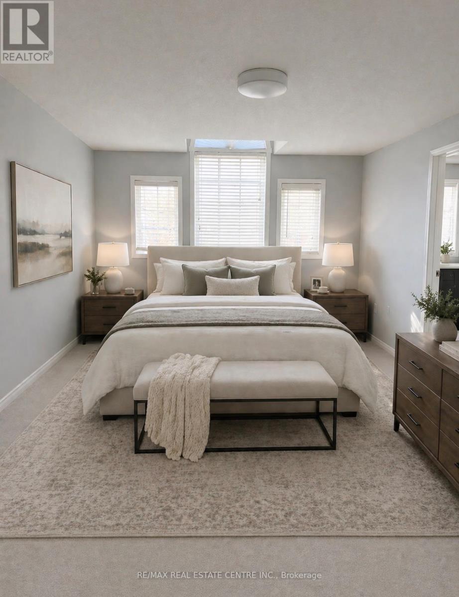 15 Gees Way, Cambridge, ON - Indoor Photo Showing Bedroom