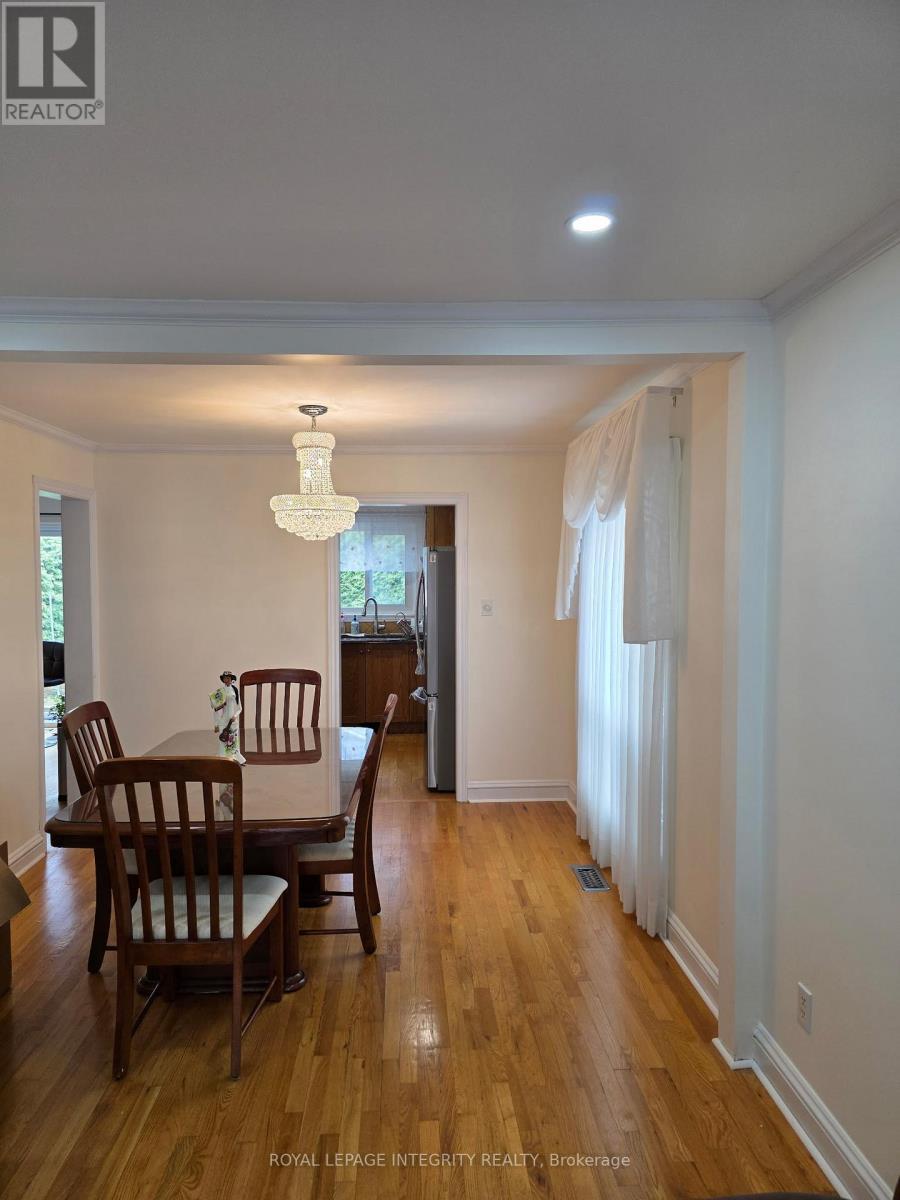 63 Topley Crescent, Ottawa, ON - Indoor Photo Showing Dining Room