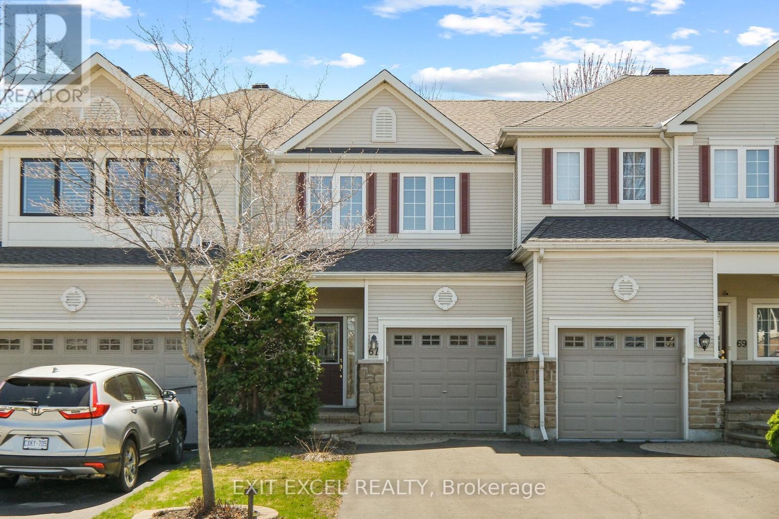 67 Hawktree, Ottawa, ON - Outdoor With Facade