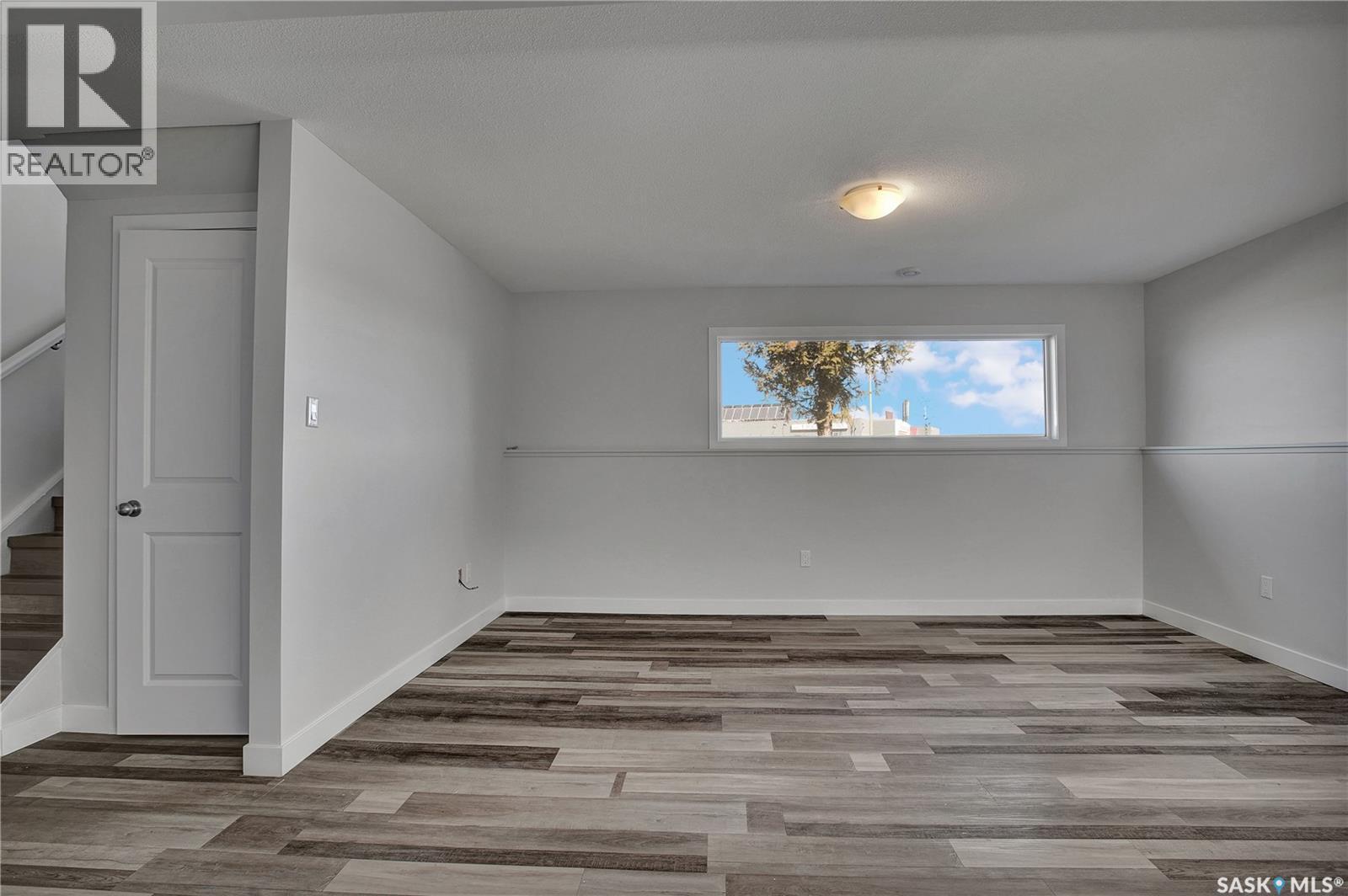 3339 Fairlight Drive, Saskatoon, SK - Indoor Photo Showing Other Room