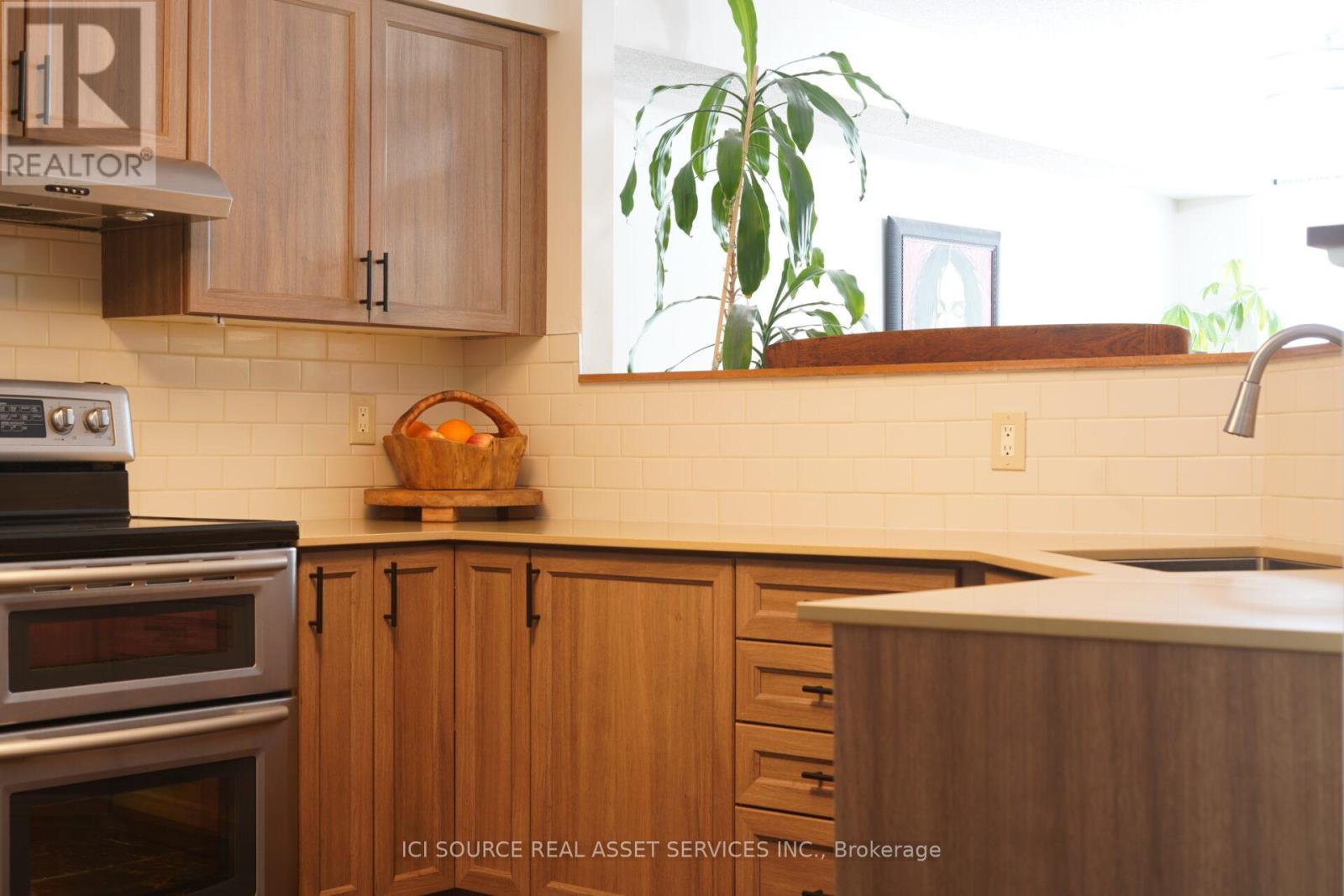 11 Great Oak Private, Ottawa, ON