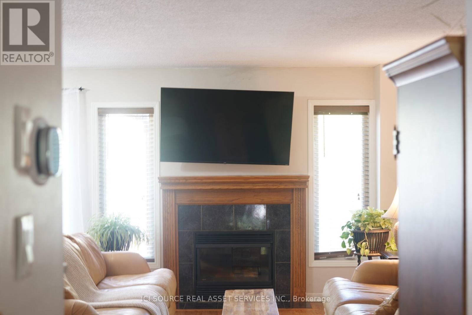 11 Great Oak Private, Ottawa, ON