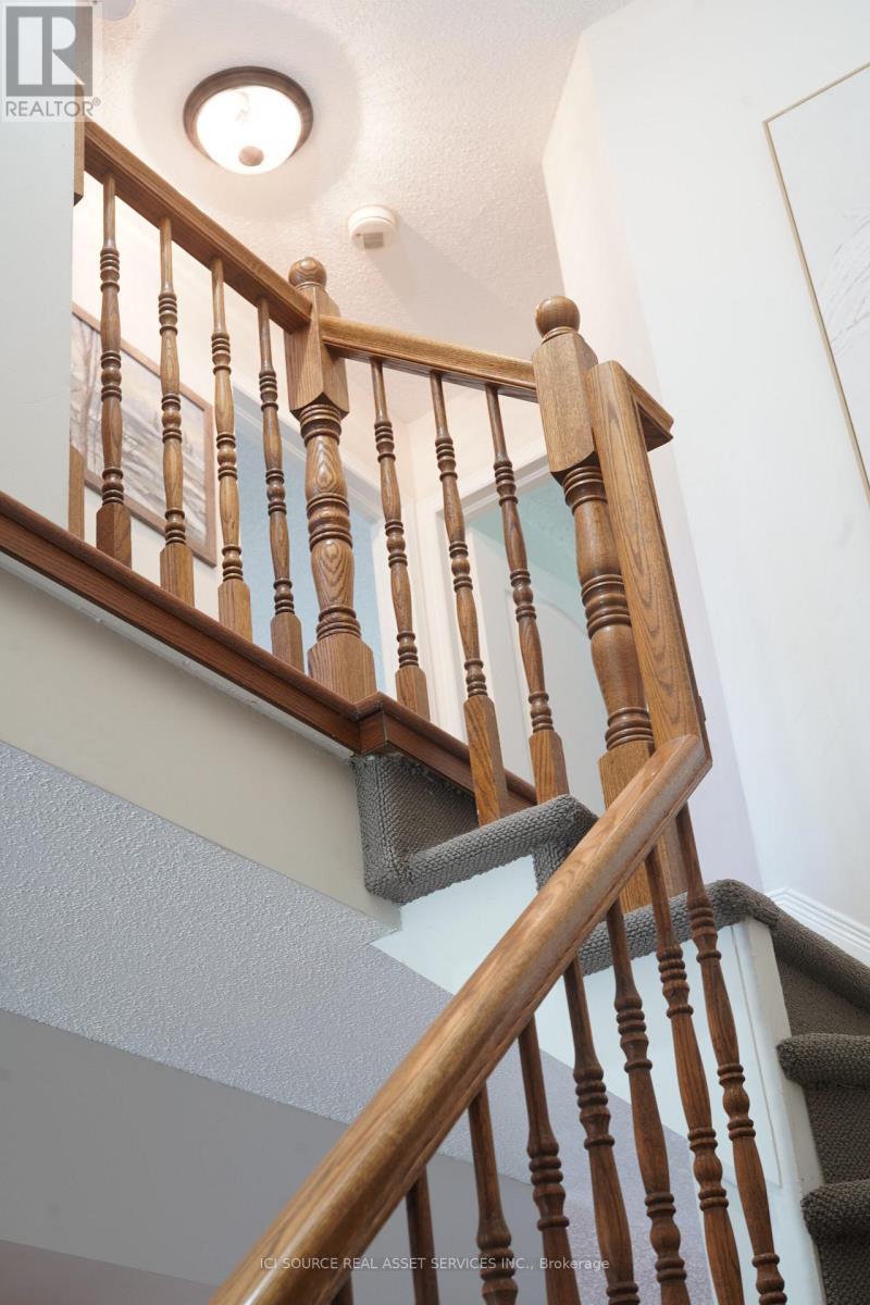 11 Great Oak Private, Ottawa, ON