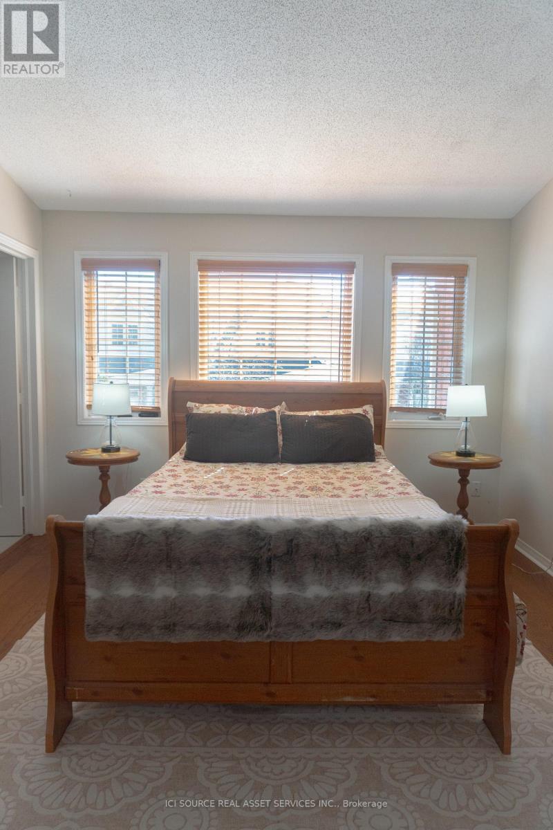 11 Great Oak Private, Ottawa, ON
