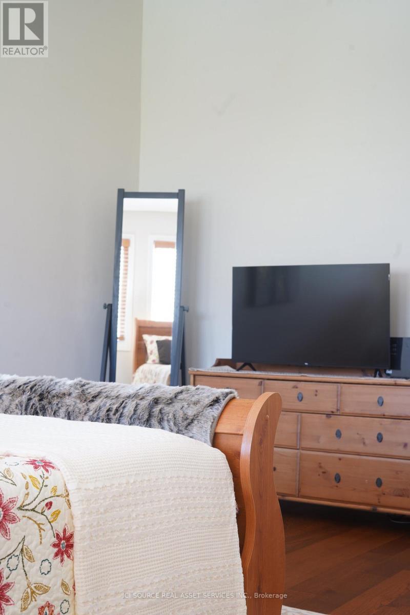 11 Great Oak Private, Ottawa, ON