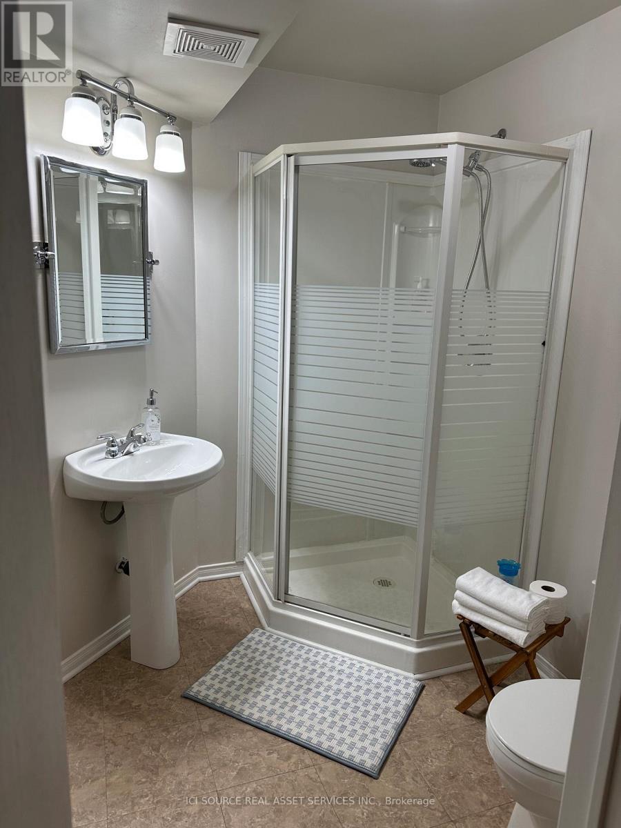 11 Great Oak Private, Ottawa, ON