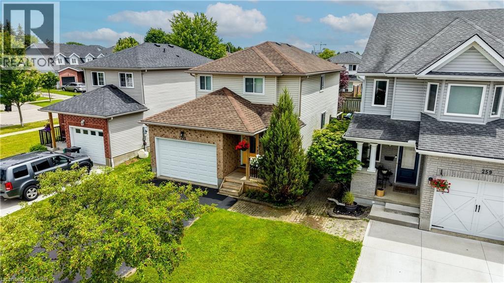 255 Highbrook Crescent, Kitchener, ON