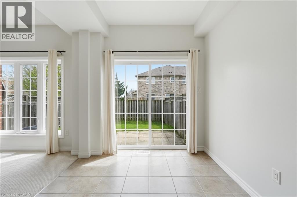 99 Panabaker Drive Unit# 35, Ancaster, ON - Indoor Photo Showing Other Room