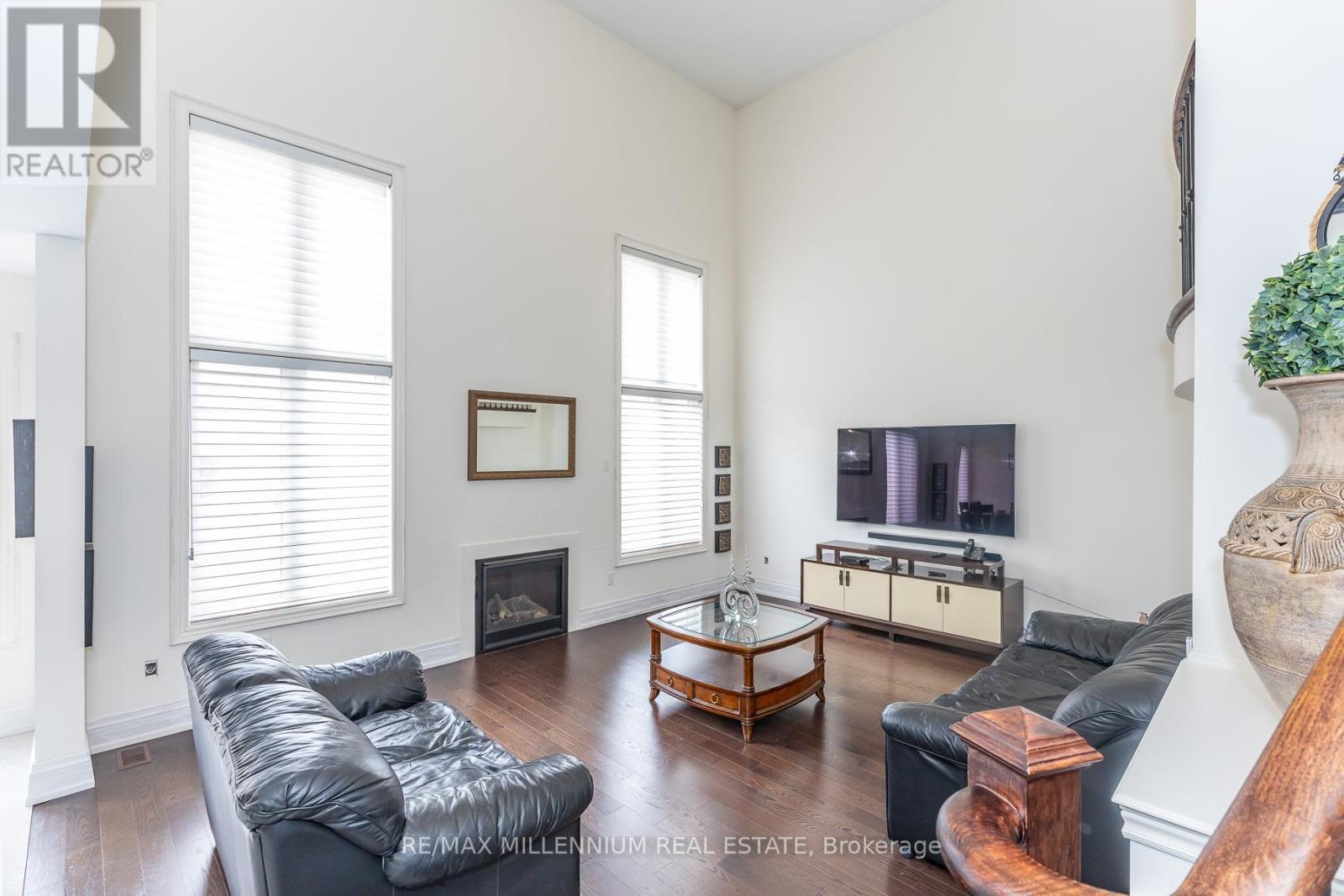 11 Algoma Drive, Vaughan, ON - Indoor Photo Showing Living Room With Fireplace