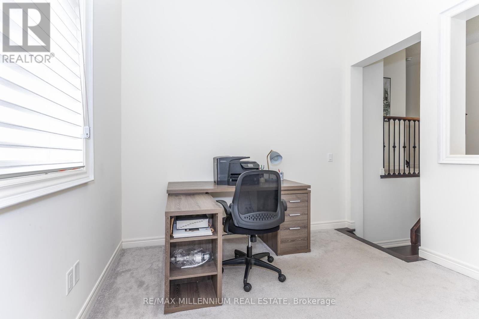 11 Algoma Drive, Vaughan, ON - Indoor Photo Showing Office