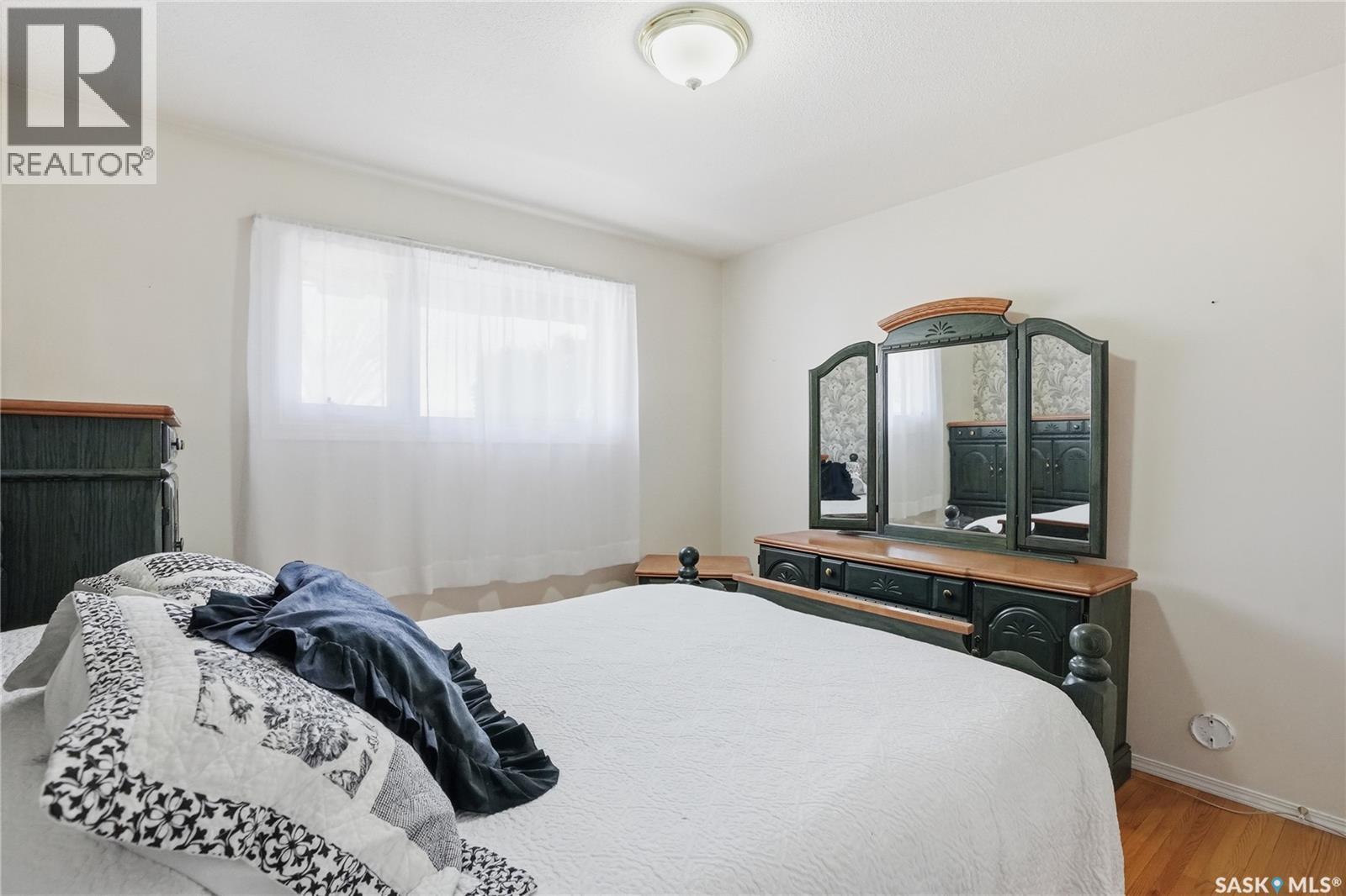 4 Malta Crescent, Saskatoon, SK - Indoor Photo Showing Bedroom