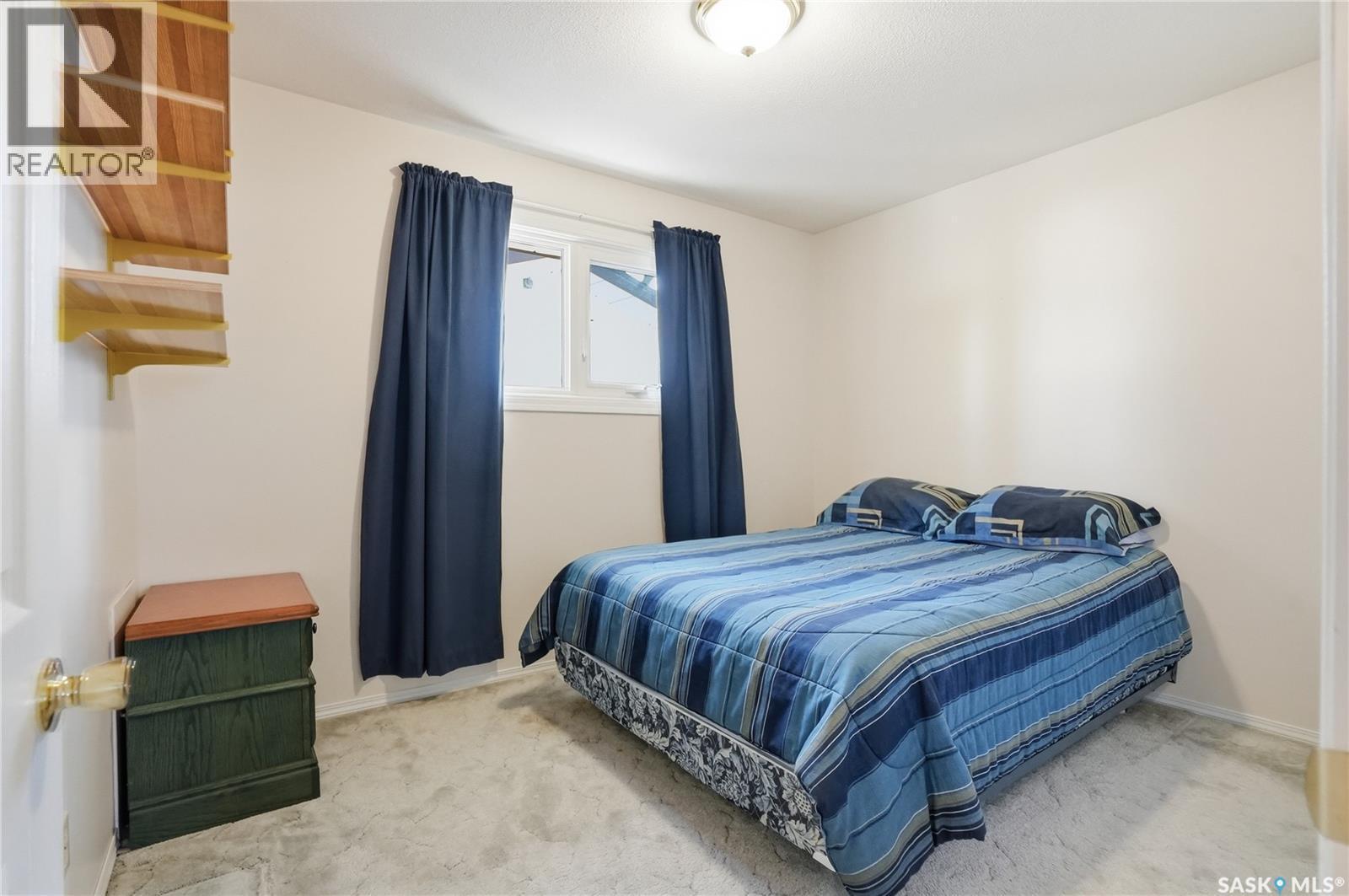 4 Malta Crescent, Saskatoon, SK - Indoor Photo Showing Bedroom