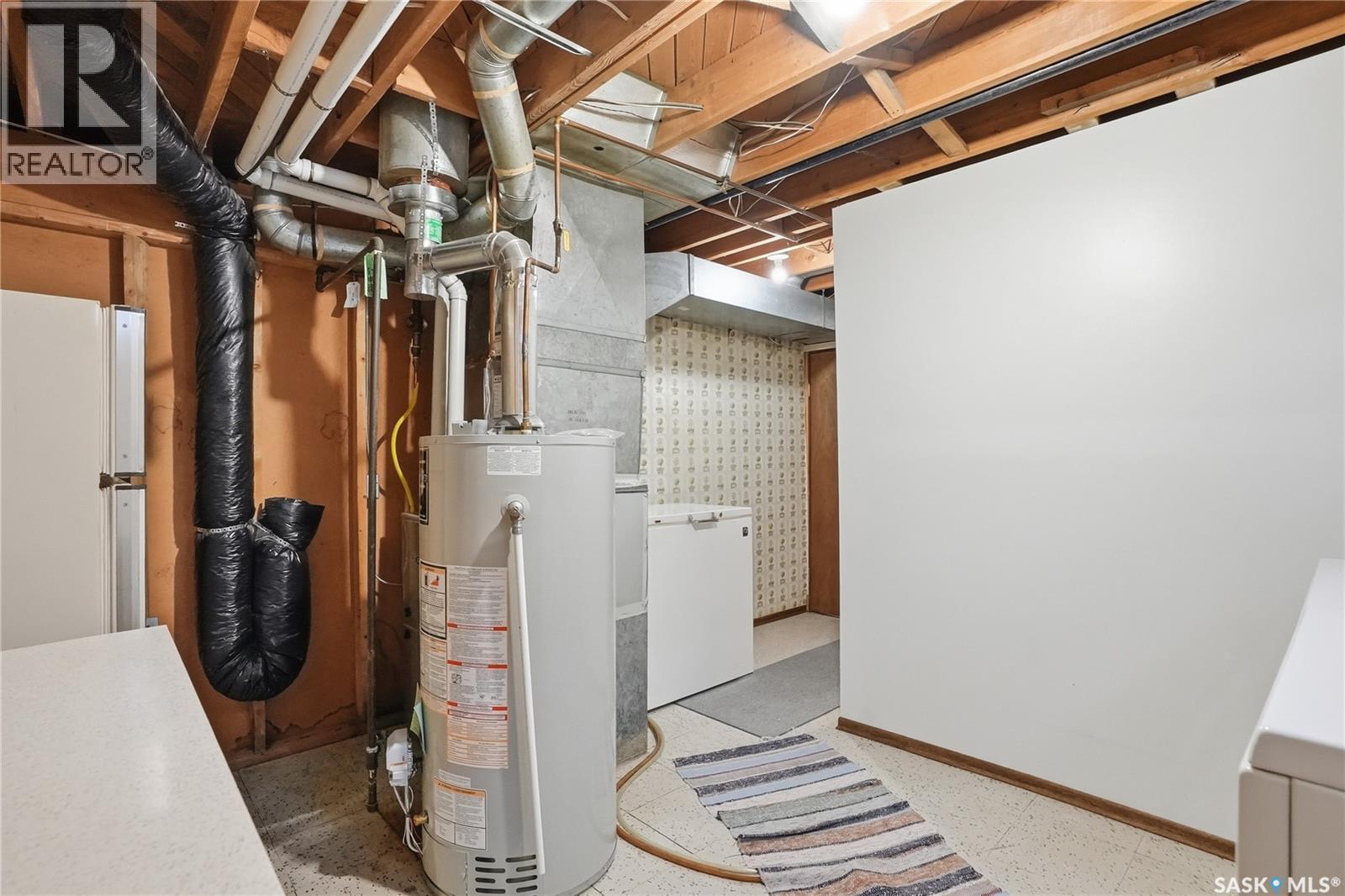 4 Malta Crescent, Saskatoon, SK - Indoor Photo Showing Basement