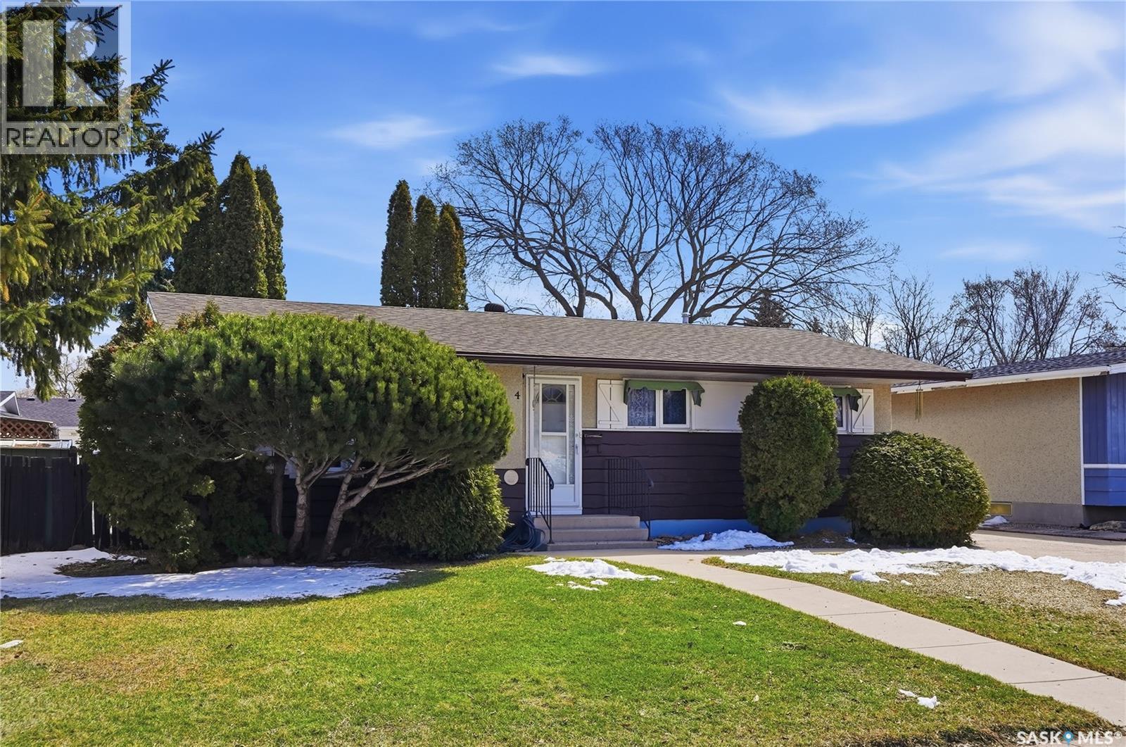 4 Malta Crescent, Saskatoon, SK - Outdoor