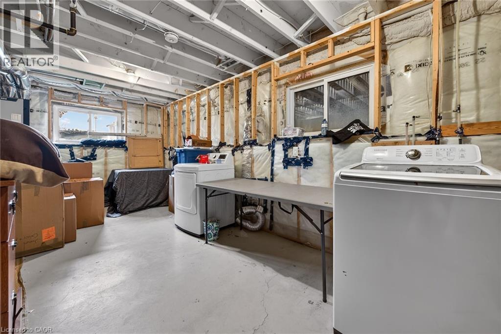 6 Kintyre Court, Caledonia, ON - Indoor Photo Showing Laundry Room