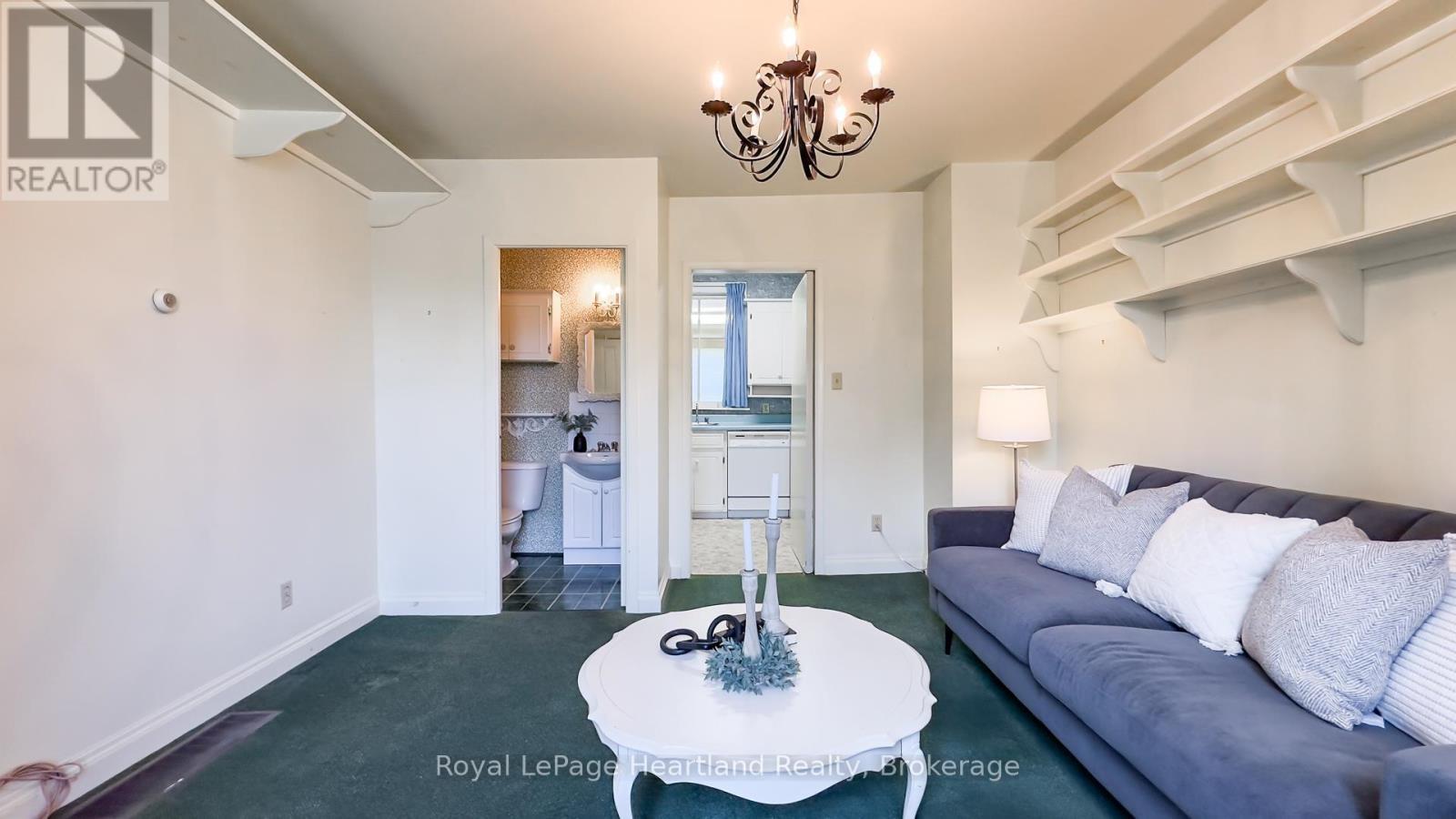 25 Wellington Street N, Goderich (Goderich (Town)), ON - Indoor