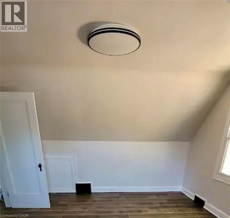 96 Orchard Avenue, Simcoe, ON - Indoor Photo Showing Other Room