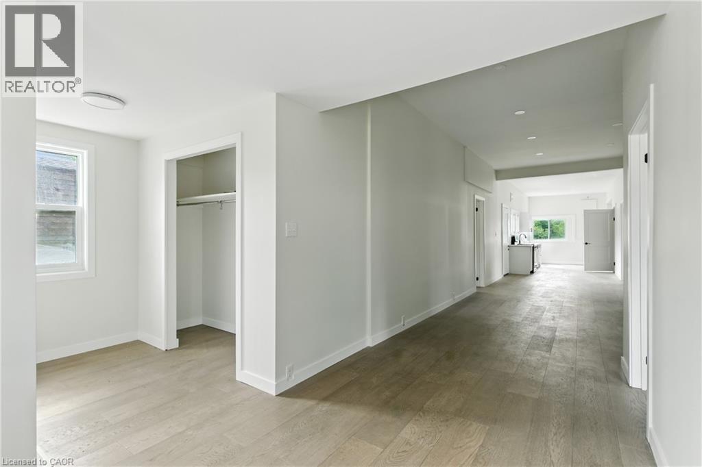 684 Beach Boulevard, Hamilton, ON - Indoor Photo Showing Other Room