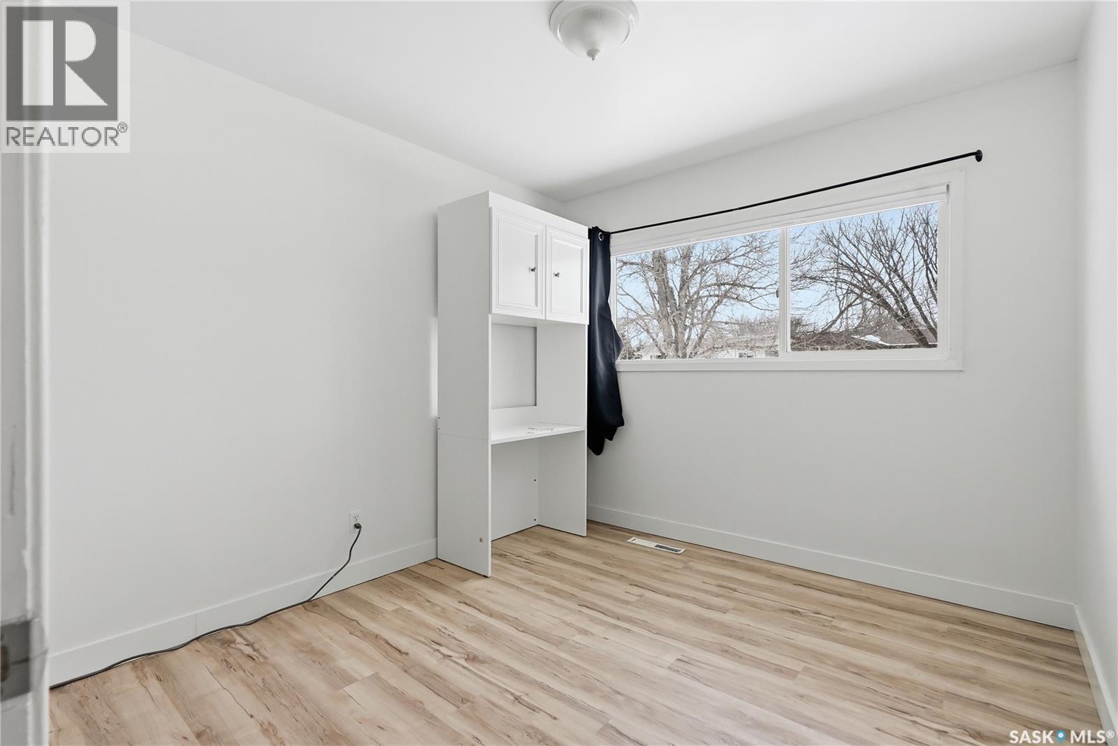 1604 Preston Avenue S, Saskatoon, SK - Indoor Photo Showing Other Room
