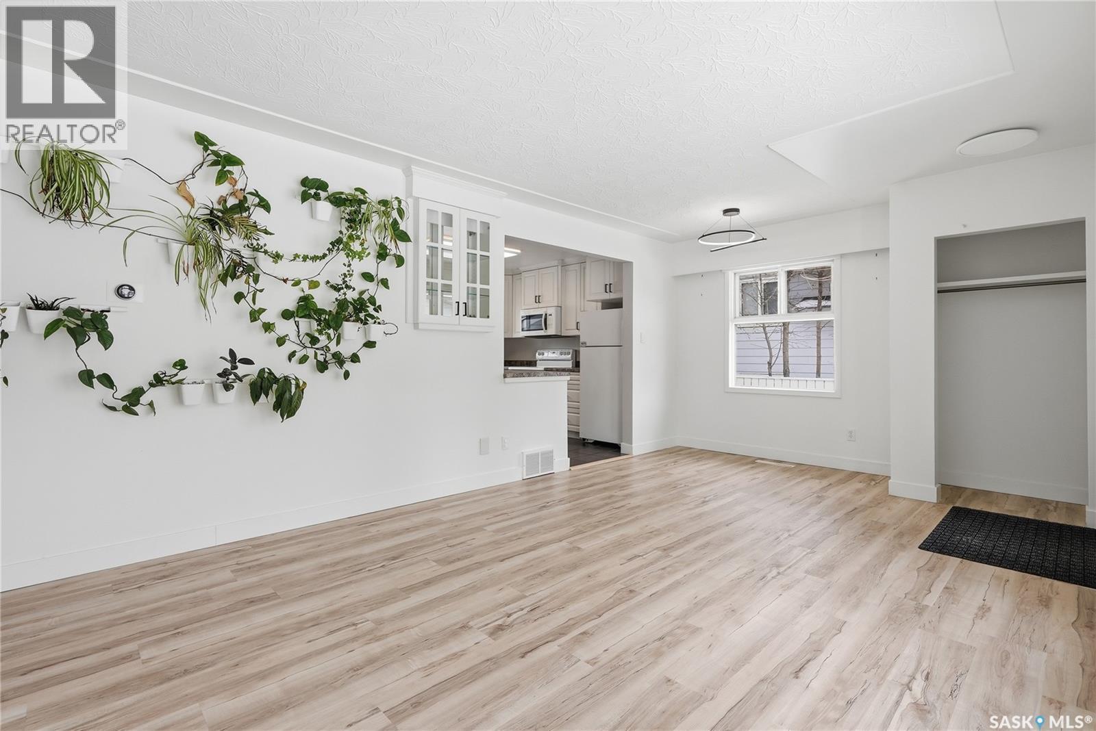 1604 Preston Avenue S, Saskatoon, SK - Indoor Photo Showing Other Room