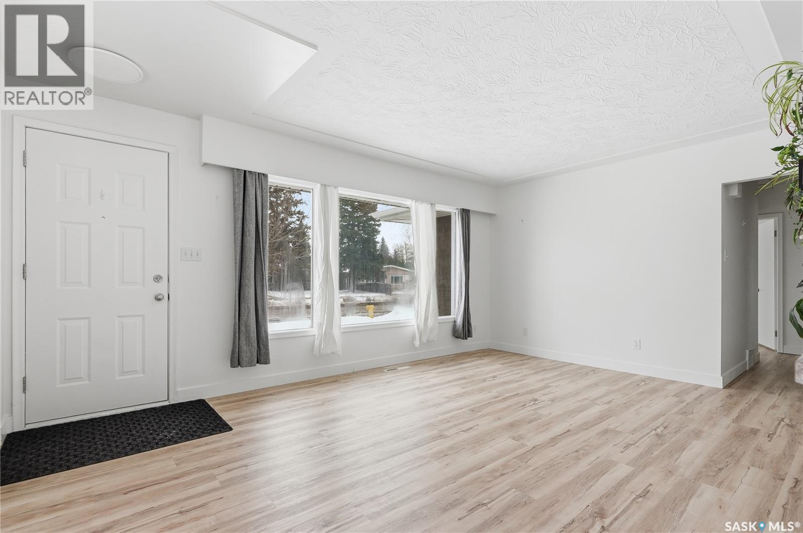 1604 Preston Avenue S, Saskatoon, SK - Indoor Photo Showing Other Room