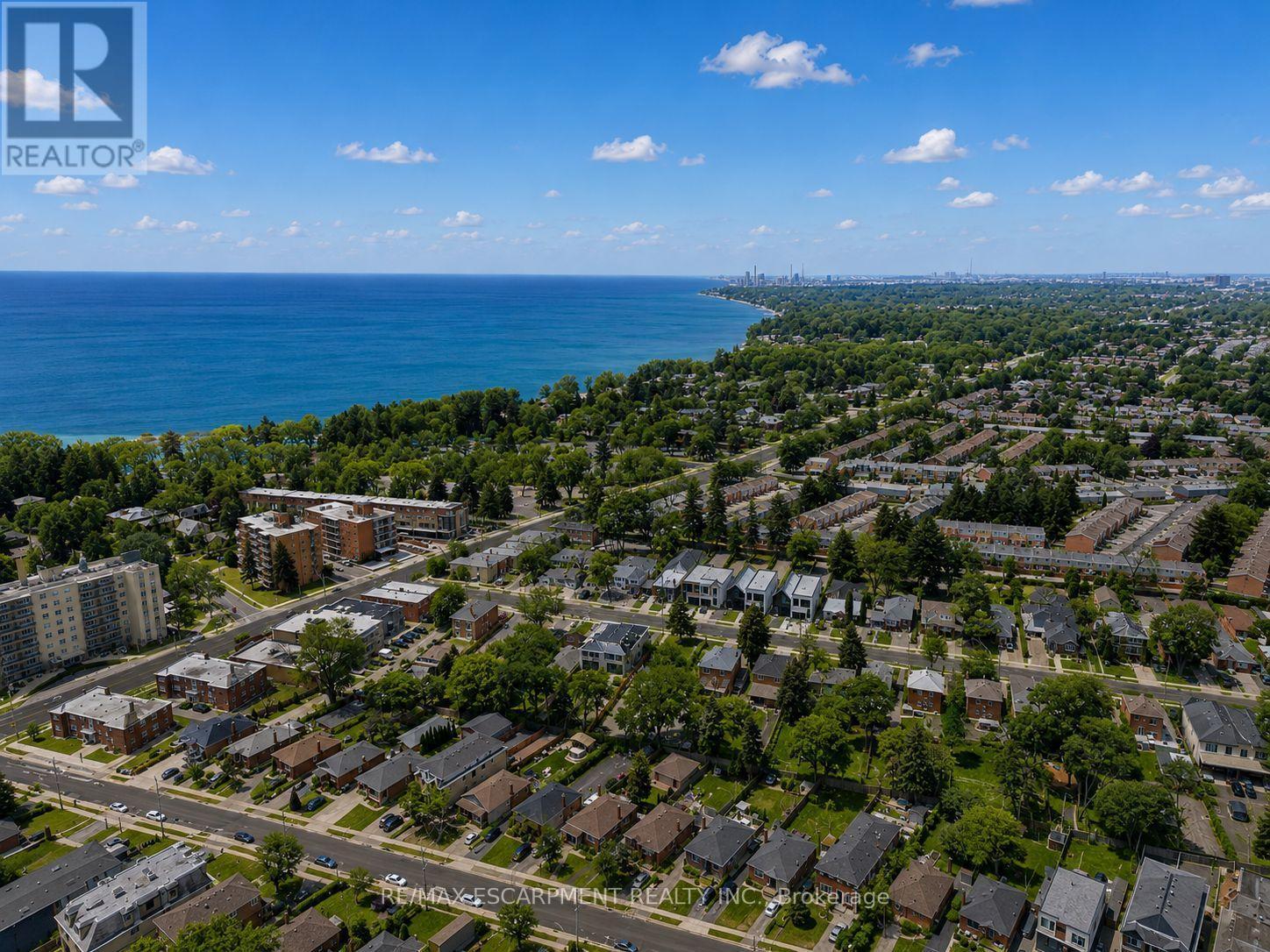 19 Broadview Avenue, Mississauga, ON