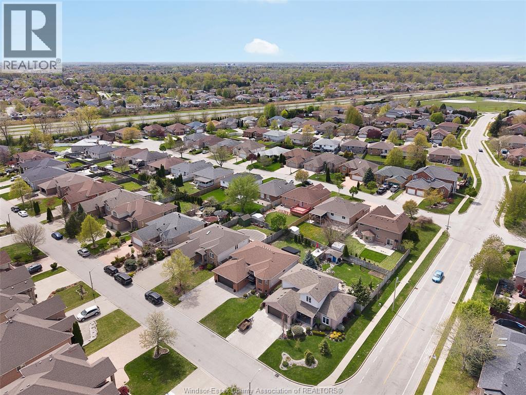 4205 Barton Crescent, Windsor, ON - Outdoor With View