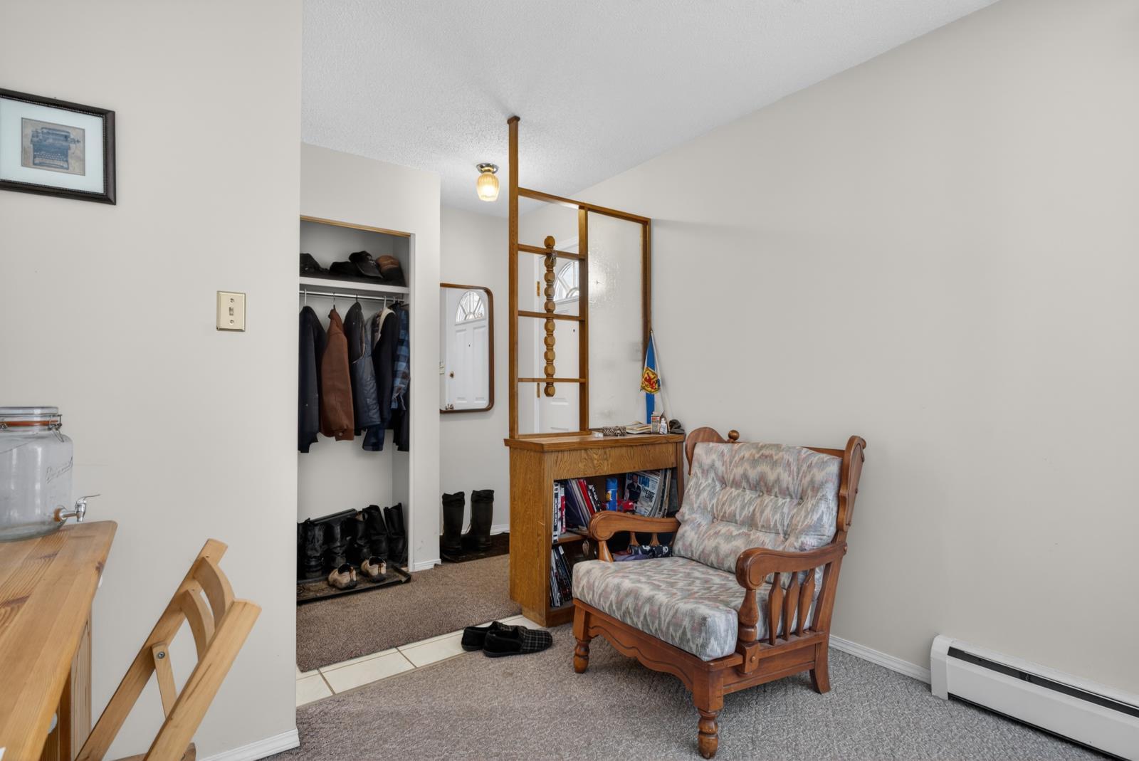 9732 75 Ave Nw, Edmonton, AB - Indoor Photo Showing Other Room
