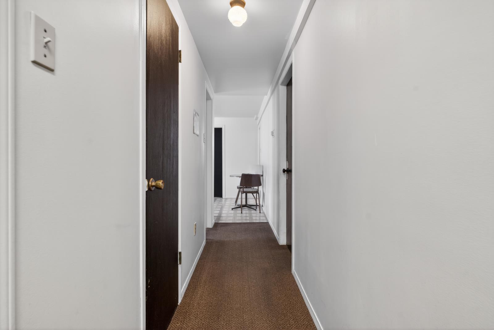 9732 75 Ave Nw, Edmonton, AB - Indoor Photo Showing Other Room