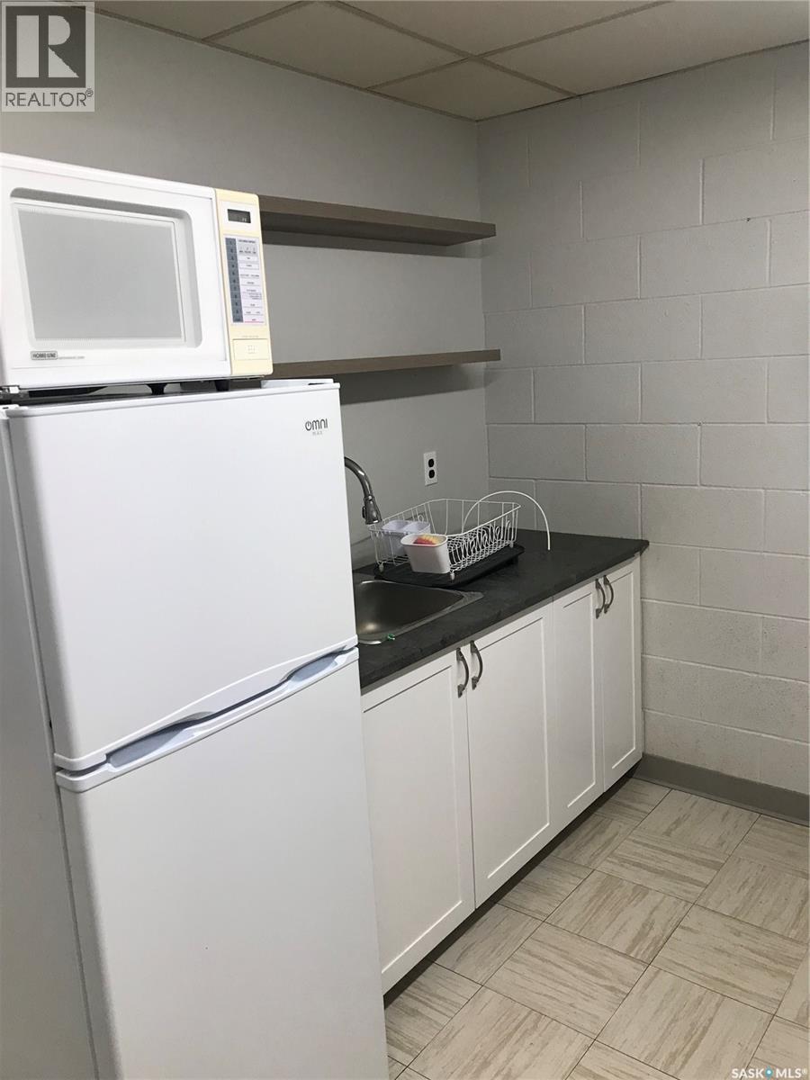 916 Central Avenue, Saskatoon, SK