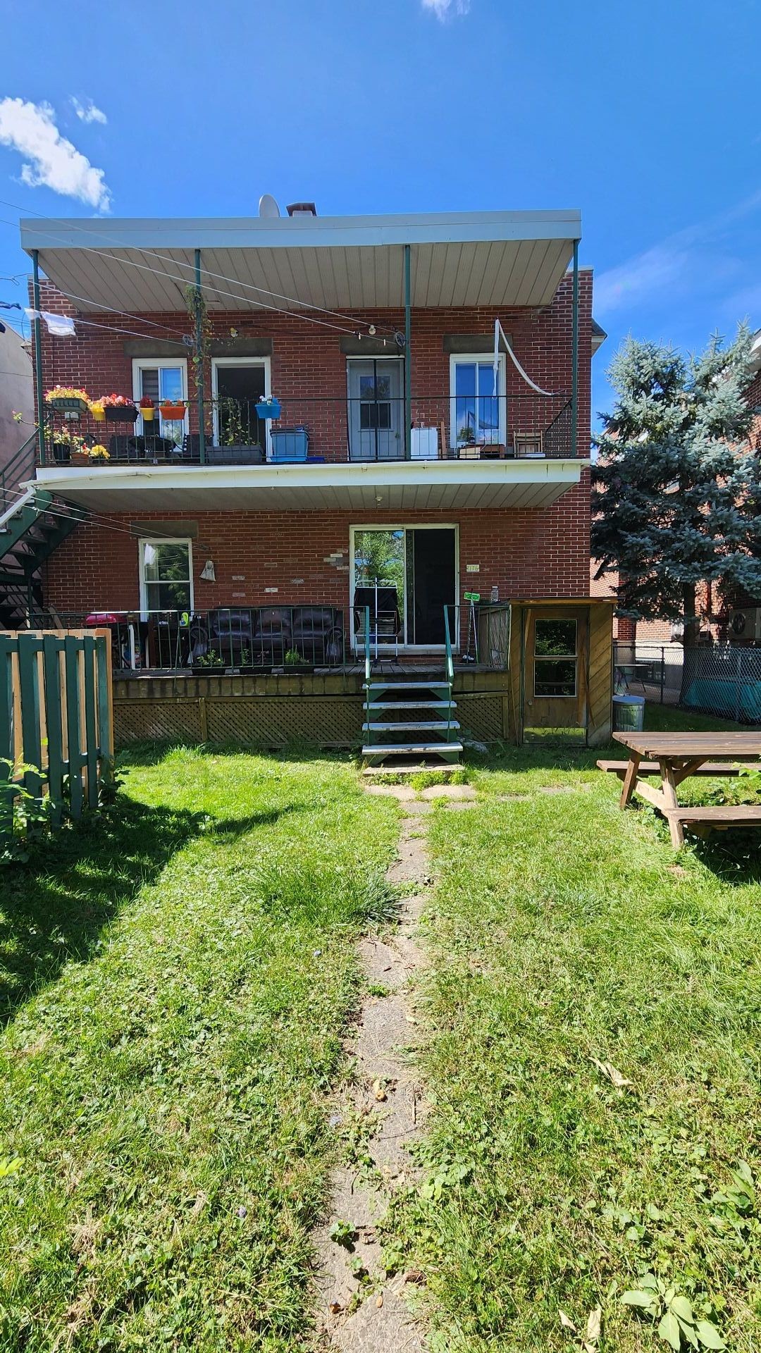 Cour - 7180 Rue D'Aragon, Montréal (Le Sud-Ouest), QC - Outdoor