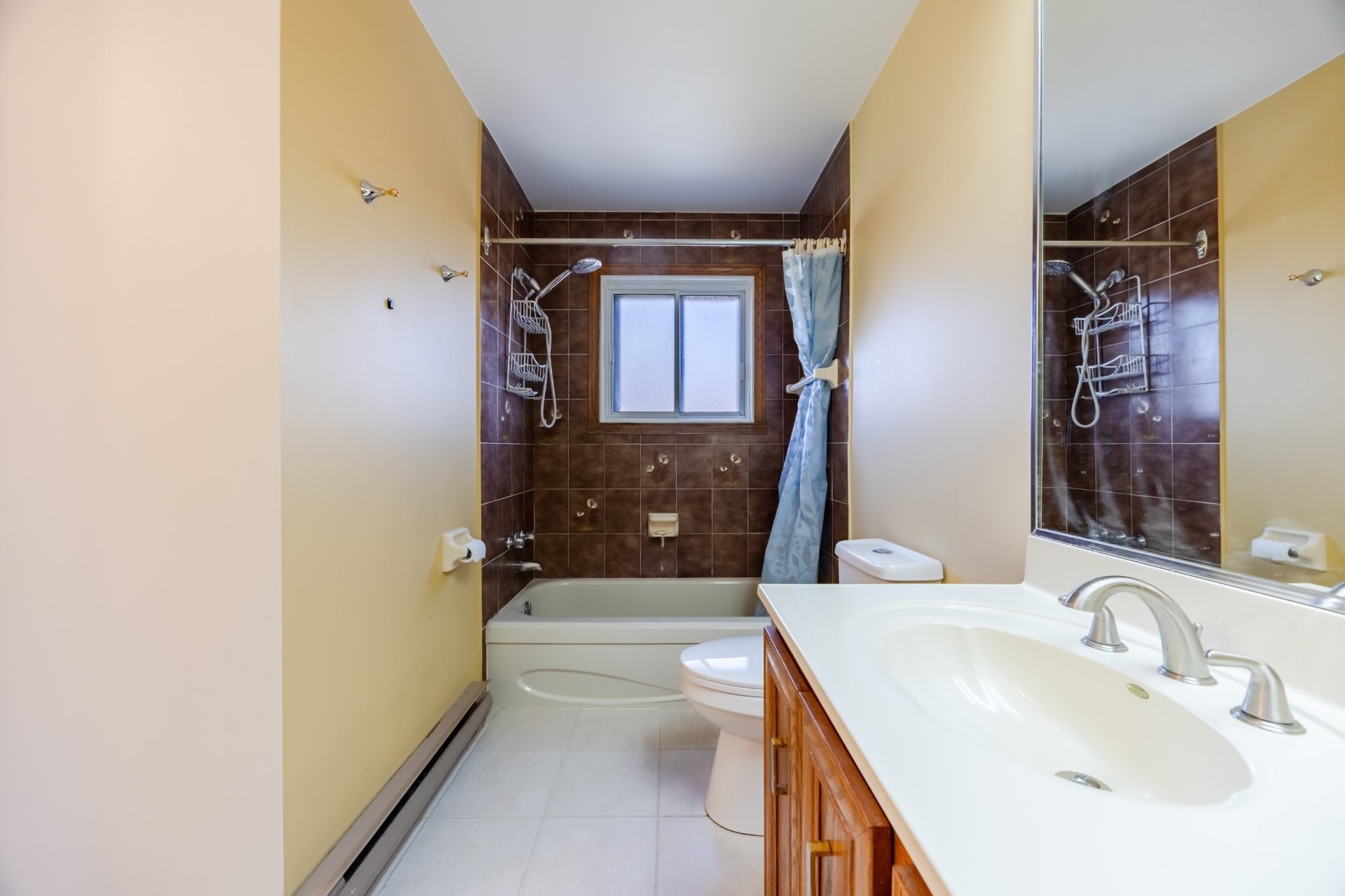 Salle de bains - 5698 Rue Hector-Desloges, Montréal (Rosemont/La Petite-Patrie), QC - Indoor Photo Showing Bathroom