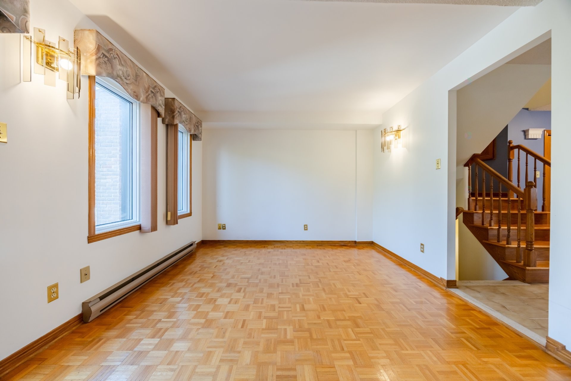 Salle à manger - 5698 Rue Hector-Desloges, Montréal (Rosemont/La Petite-Patrie), QC - Indoor Photo Showing Other Room