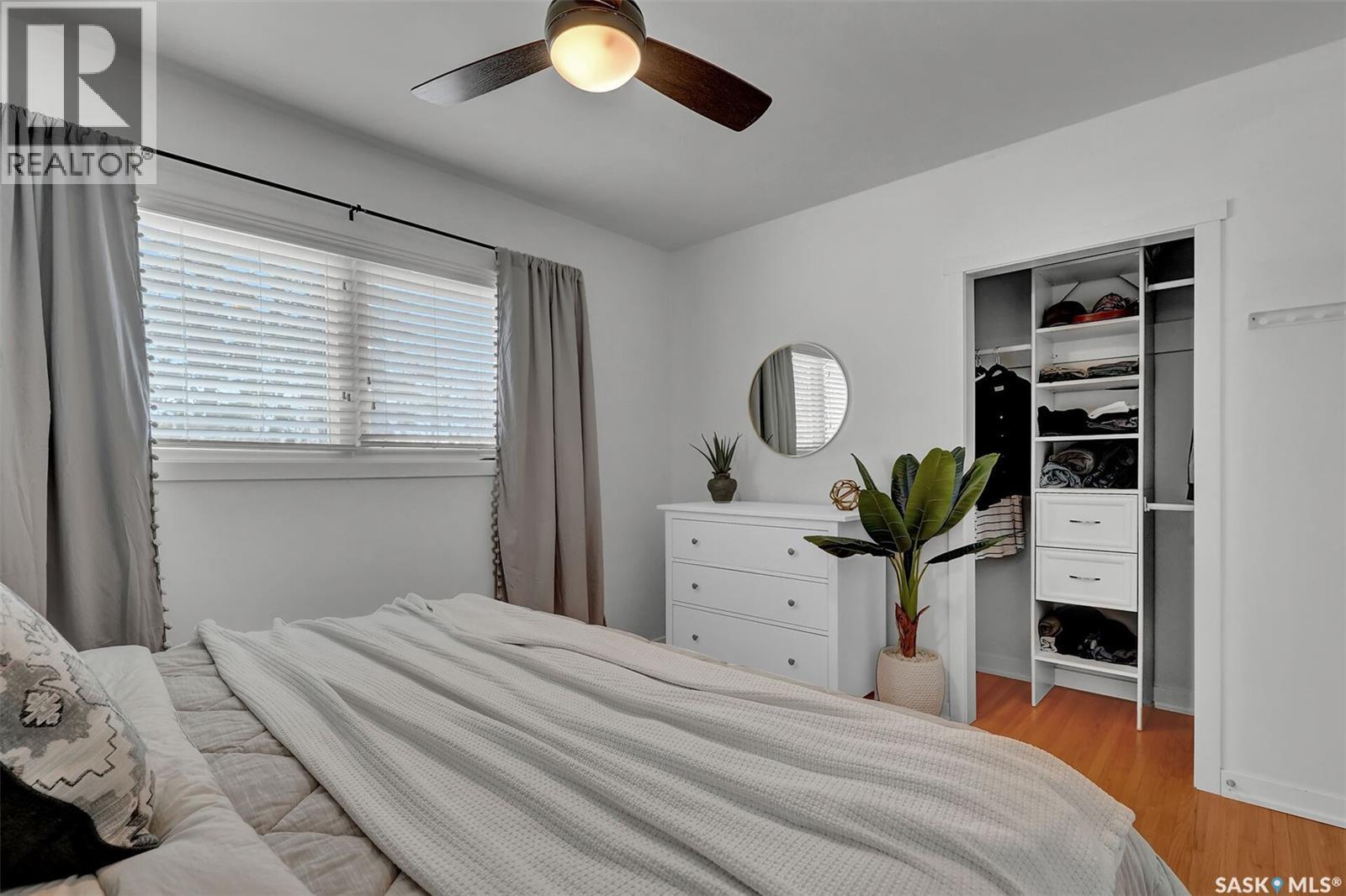 2050 Jubilee Avenue, Regina, SK - Indoor Photo Showing Bedroom