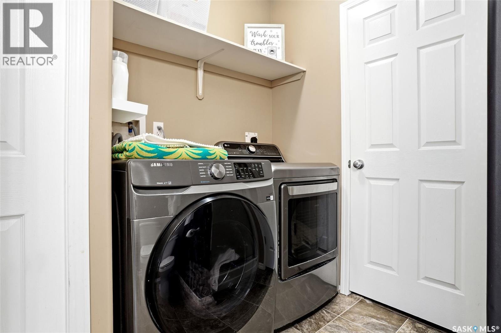 34 4425 Nicurity Drive, Regina, SK - Indoor Photo Showing Laundry Room