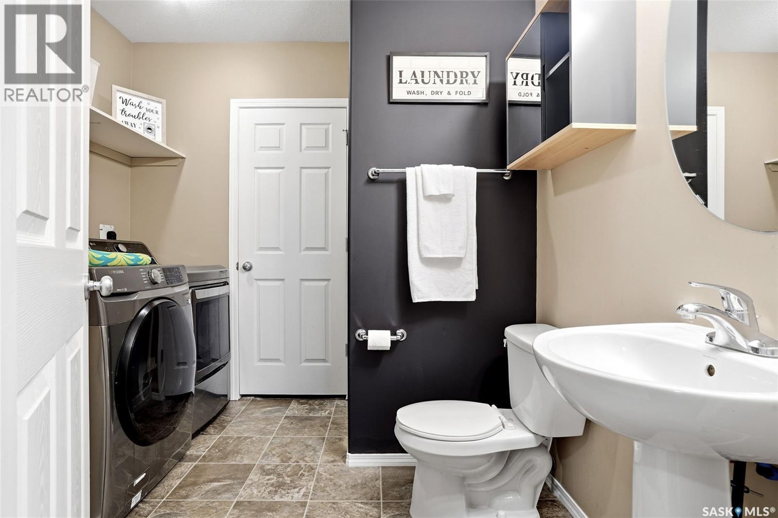 34 4425 Nicurity Drive, Regina, SK - Indoor
