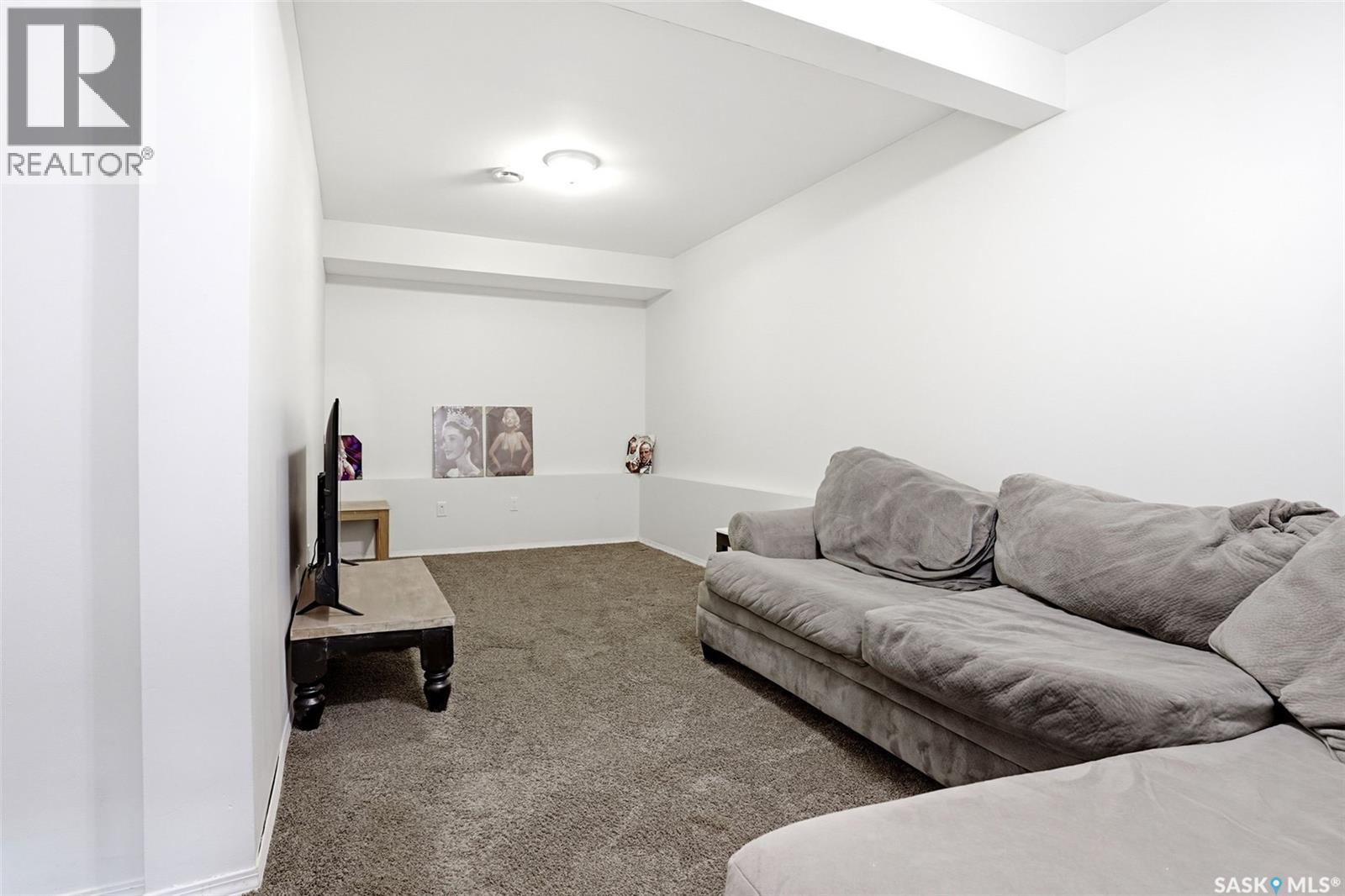 34 4425 Nicurity Drive, Regina, SK - Indoor