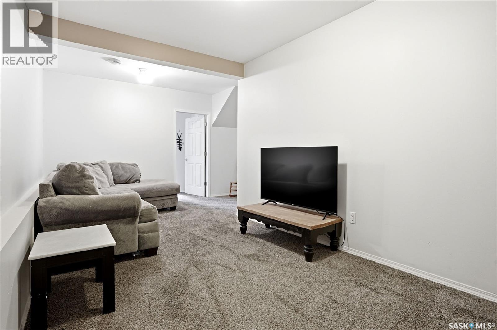 34 4425 Nicurity Drive, Regina, SK - Indoor
