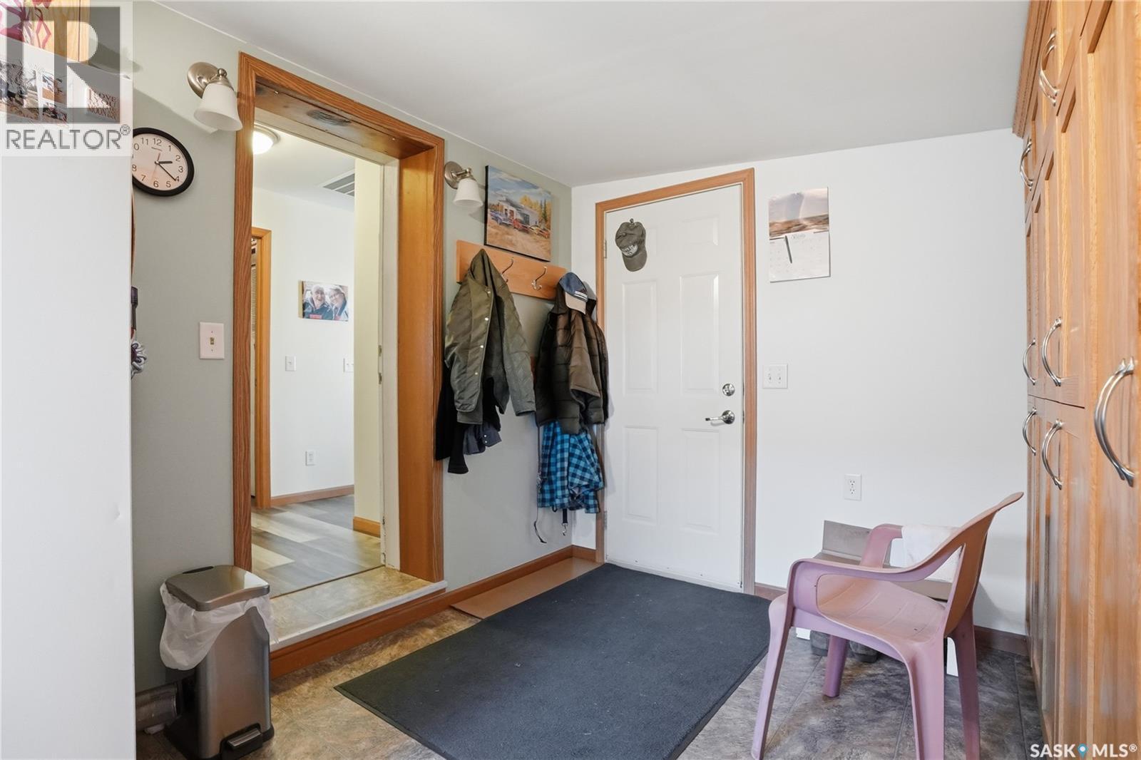 14 401 Railway Avenue E, Vanscoy, SK