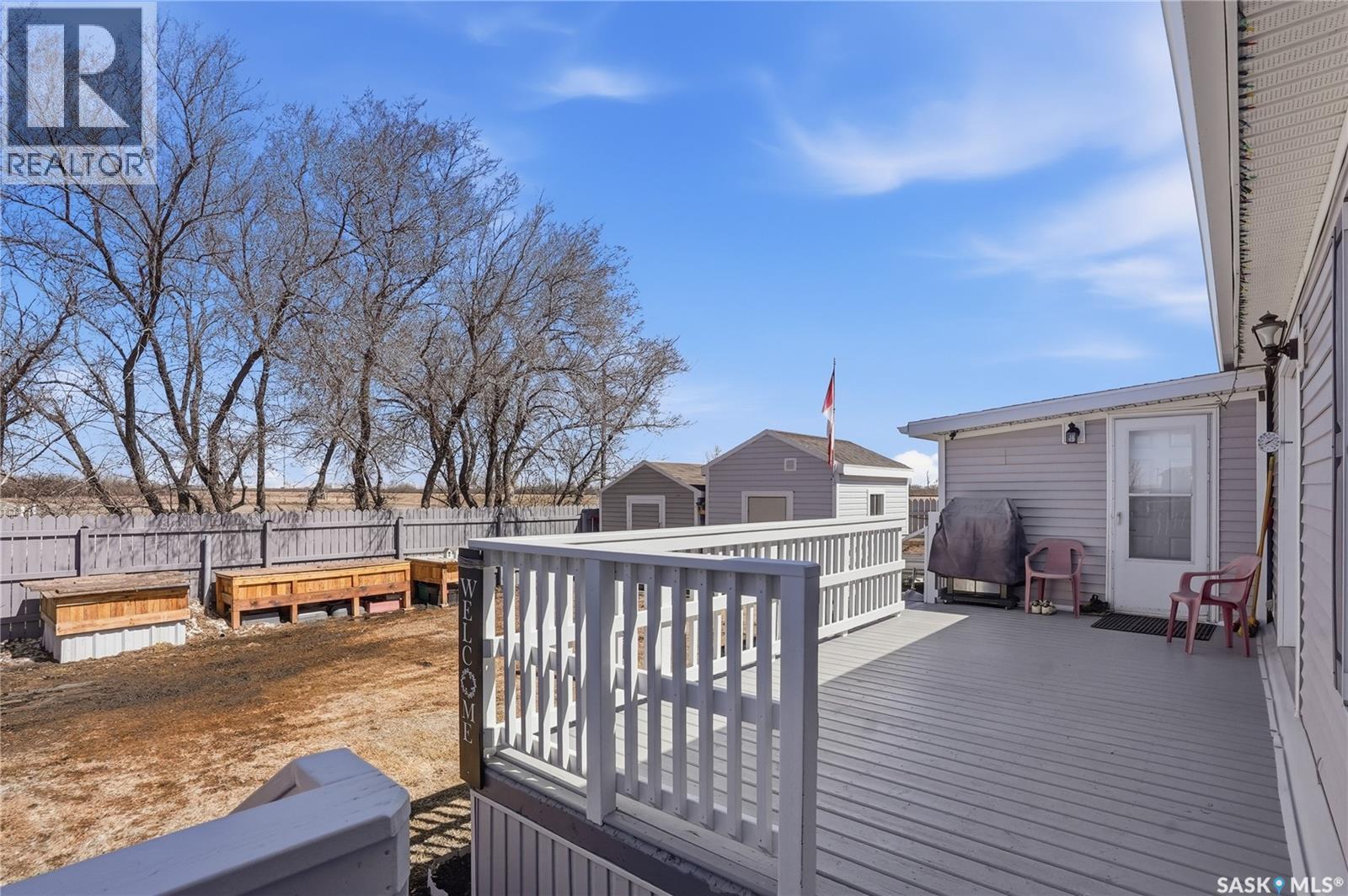 14 401 Railway Avenue E, Vanscoy, SK