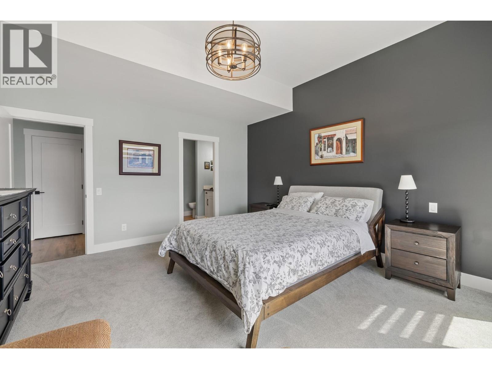Suite - 3663 Mckinley Beach Drive, Kelowna, BC - Indoor Photo Showing Bedroom