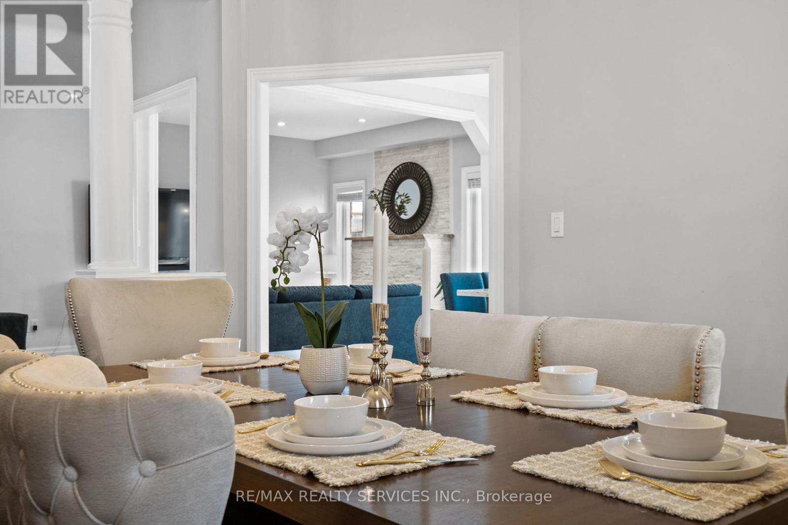 1321 Inglehart Drive, Burlington, ON - Indoor Photo Showing Other Room