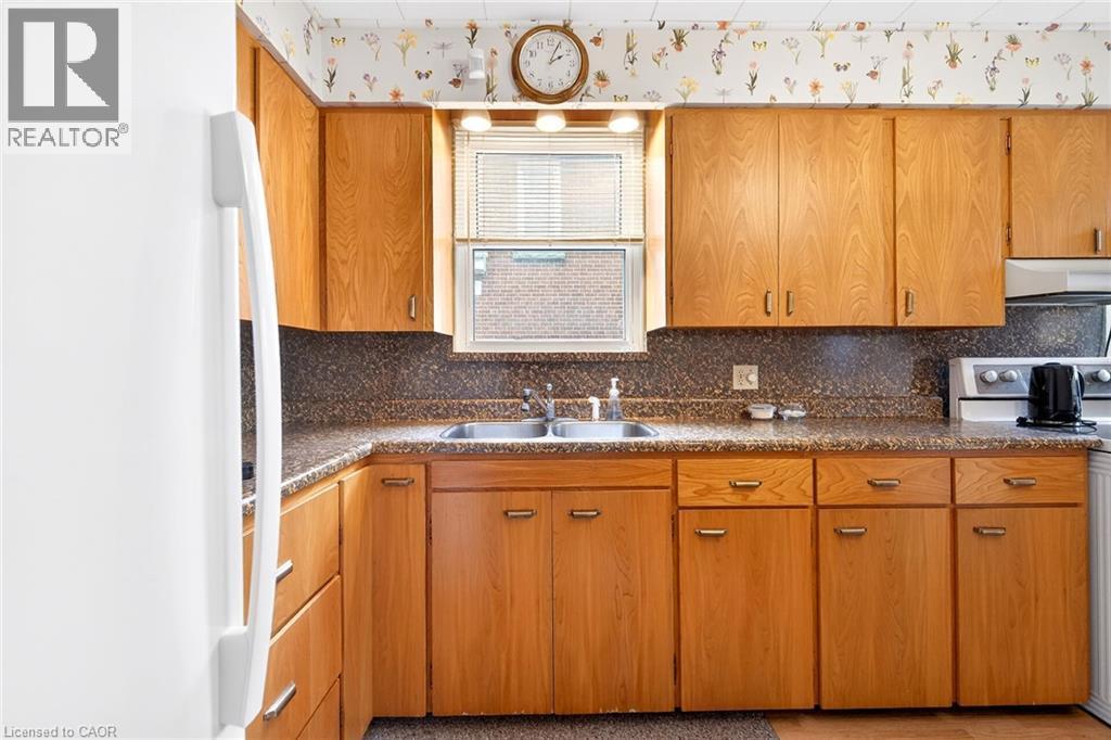 95 Empress Avenue, Hamilton, ON - Indoor Photo Showing Kitchen With Double Sink