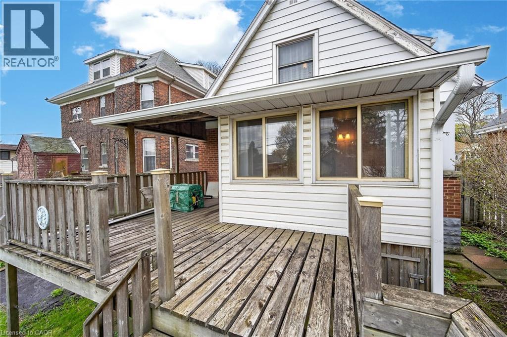 95 Empress Avenue, Hamilton, ON - Outdoor With Deck Patio Veranda