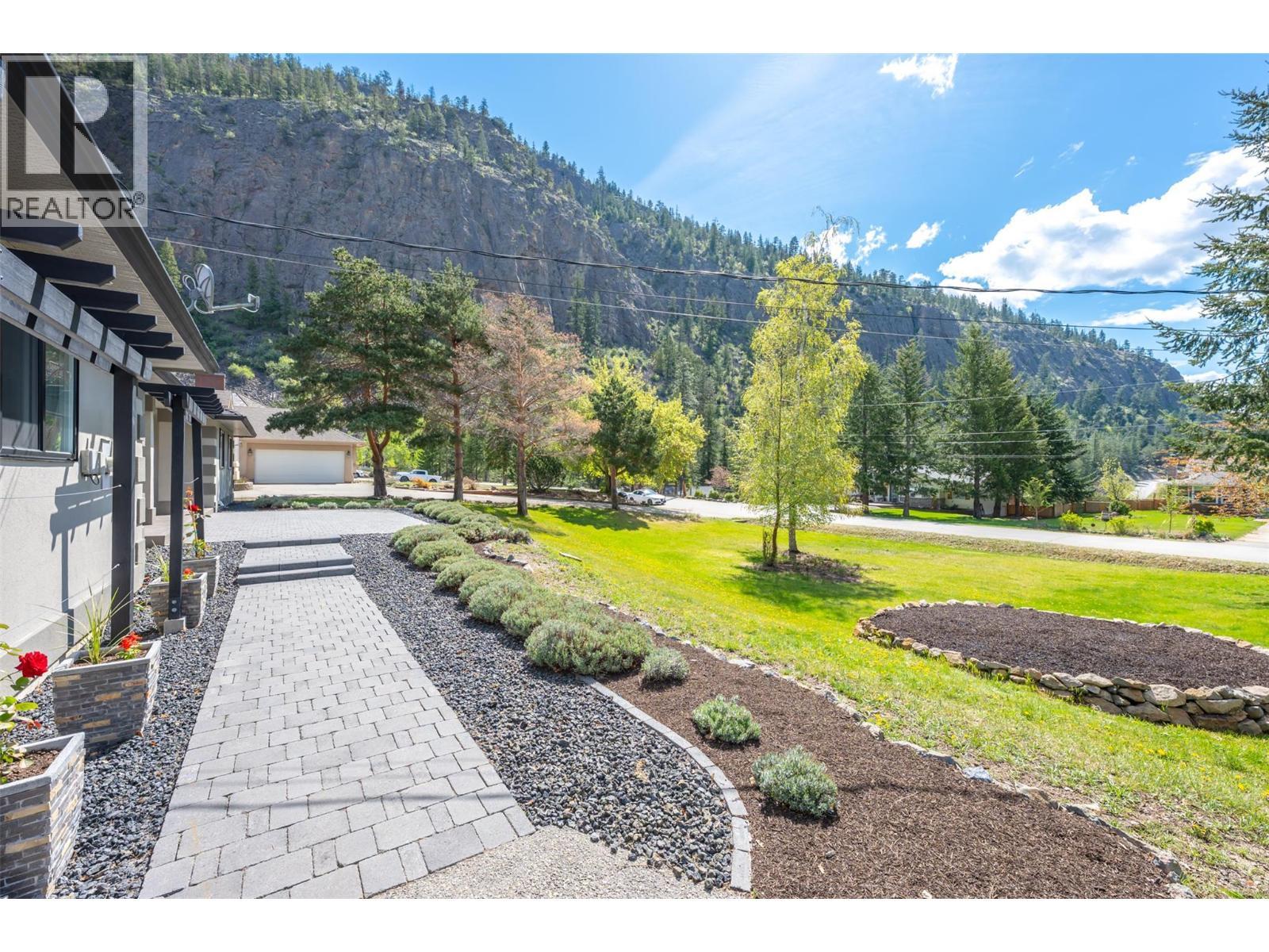 178 Range Road, Kaleden, BC - Outdoor With View
