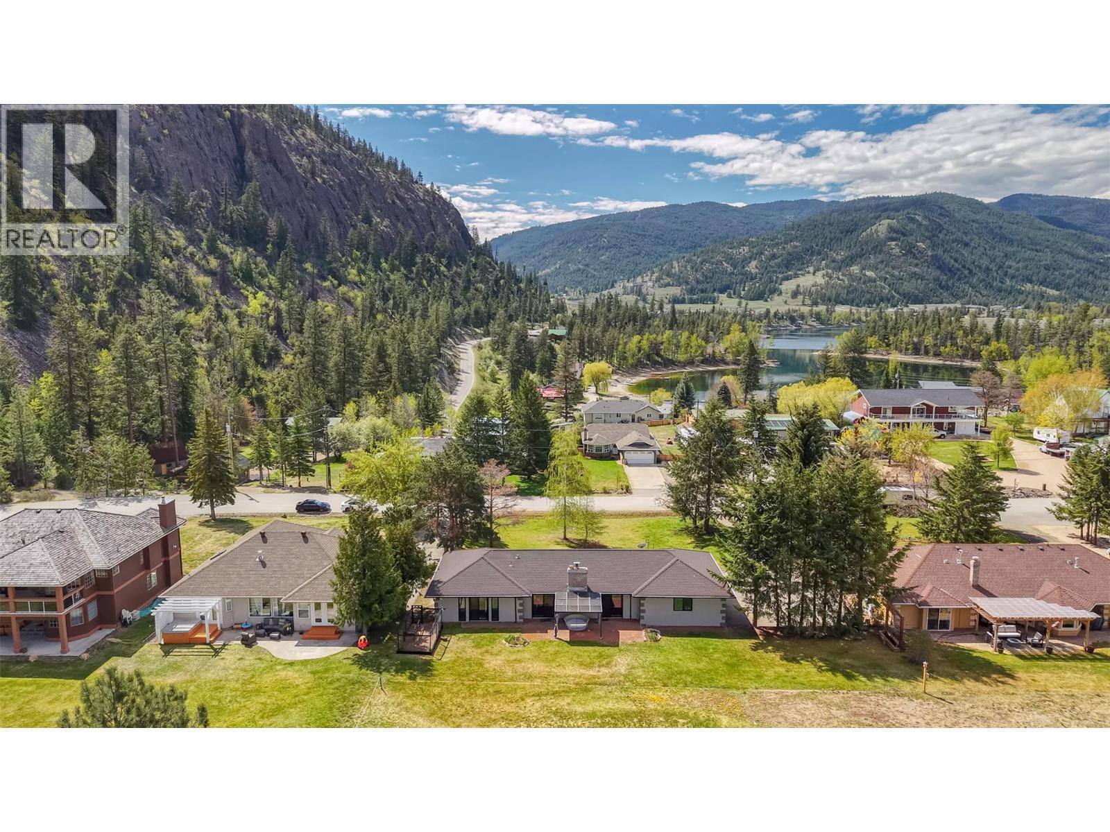 178 Range Road, Kaleden, BC - Outdoor With View