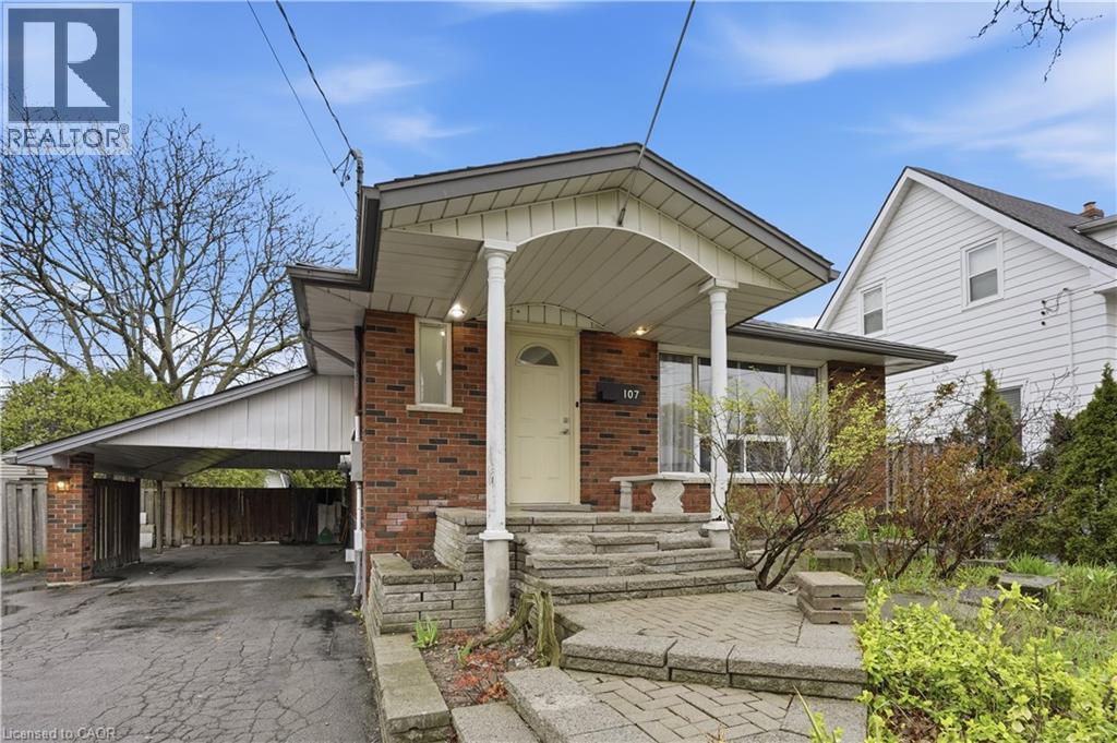 107 Deschene Avenue, Hamilton, ON - Outdoor