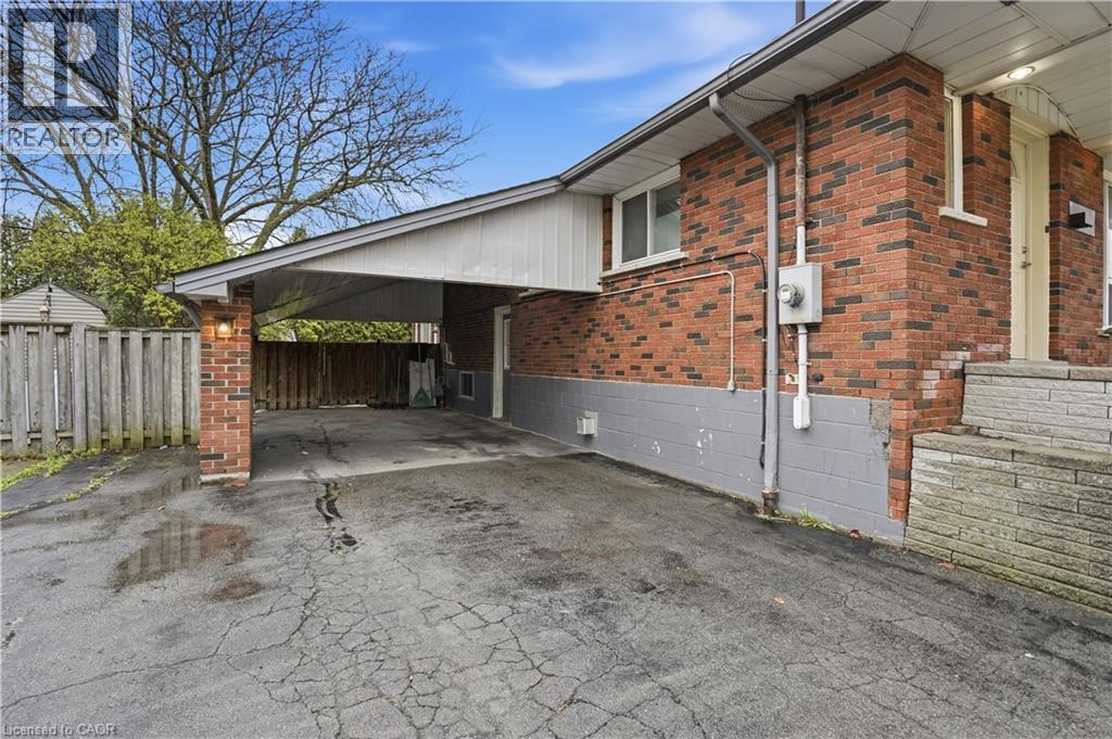 107 Deschene Avenue, Hamilton, ON - Outdoor