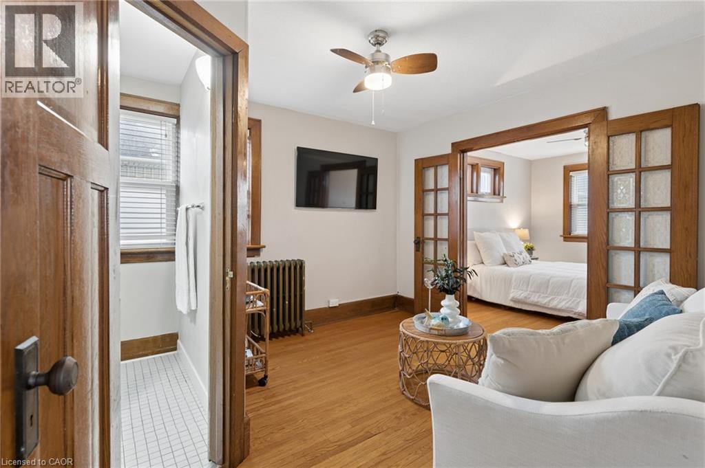22 Dellroy Avenue, Kitchener, ON - Indoor