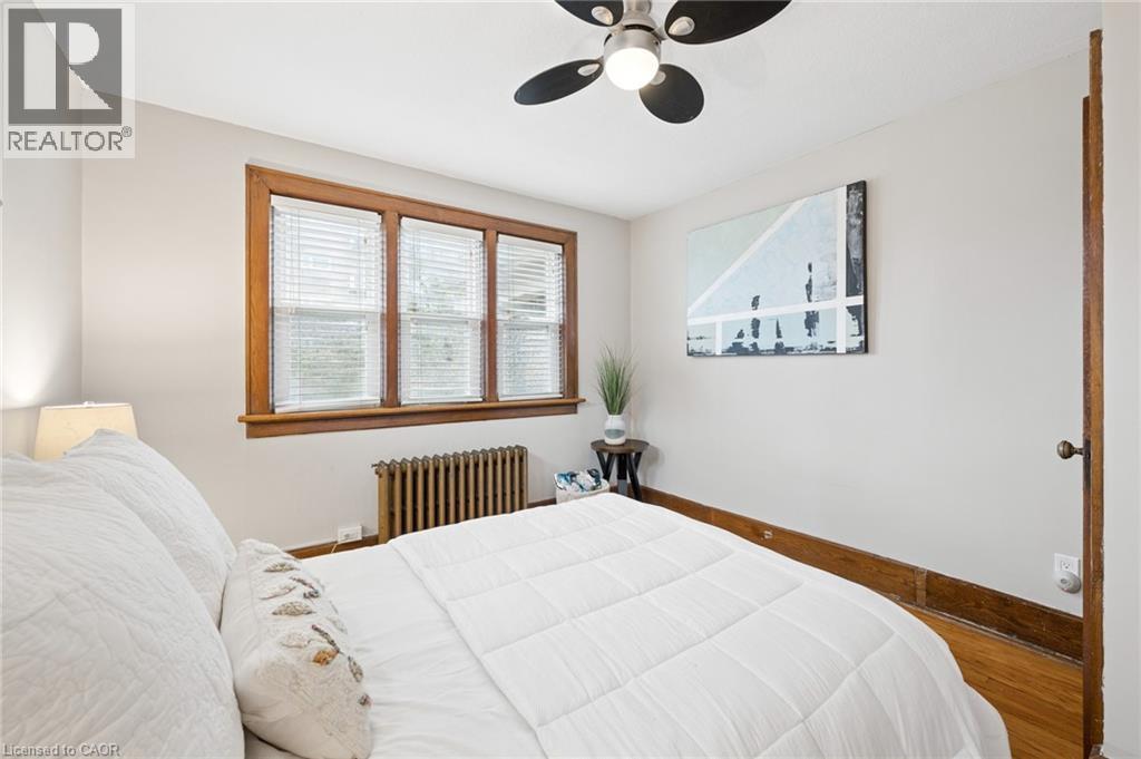 22 Dellroy Avenue, Kitchener, ON - Indoor Photo Showing Bedroom